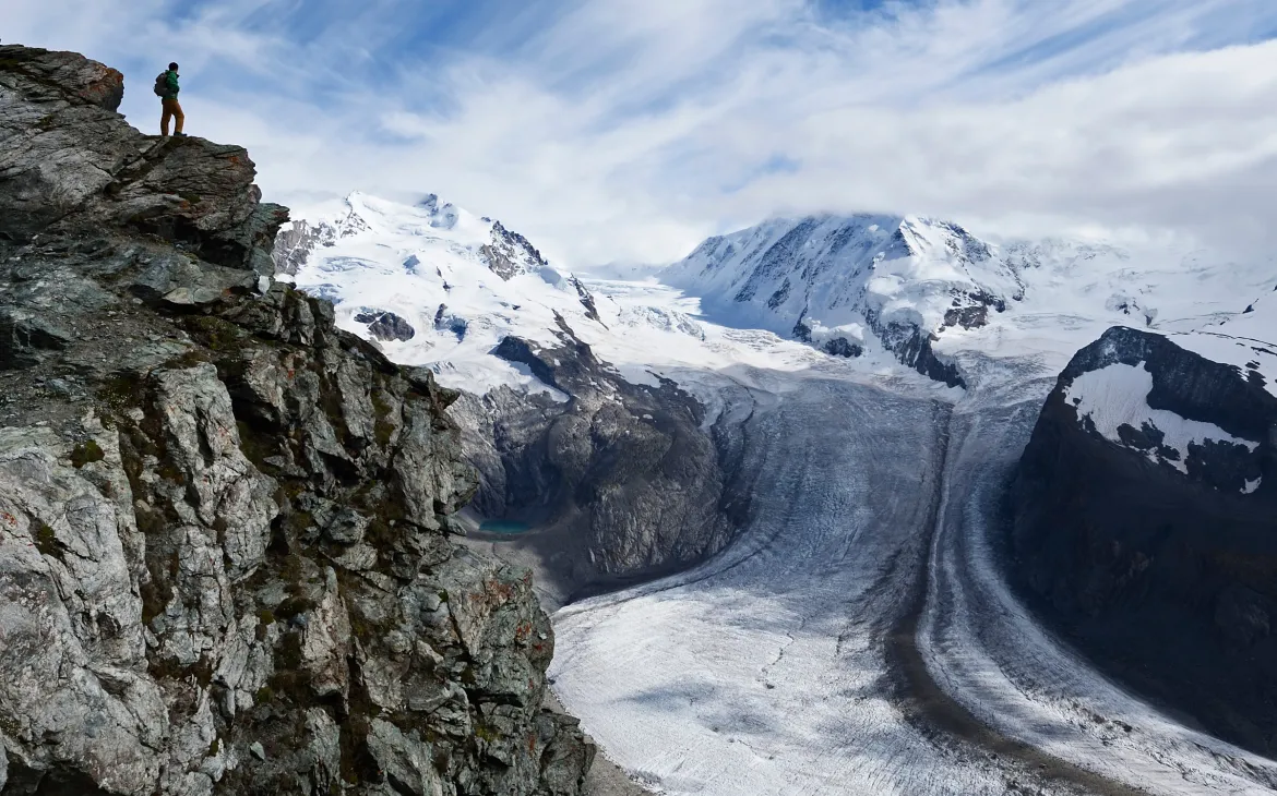 Gornergletscher mit Wanderer