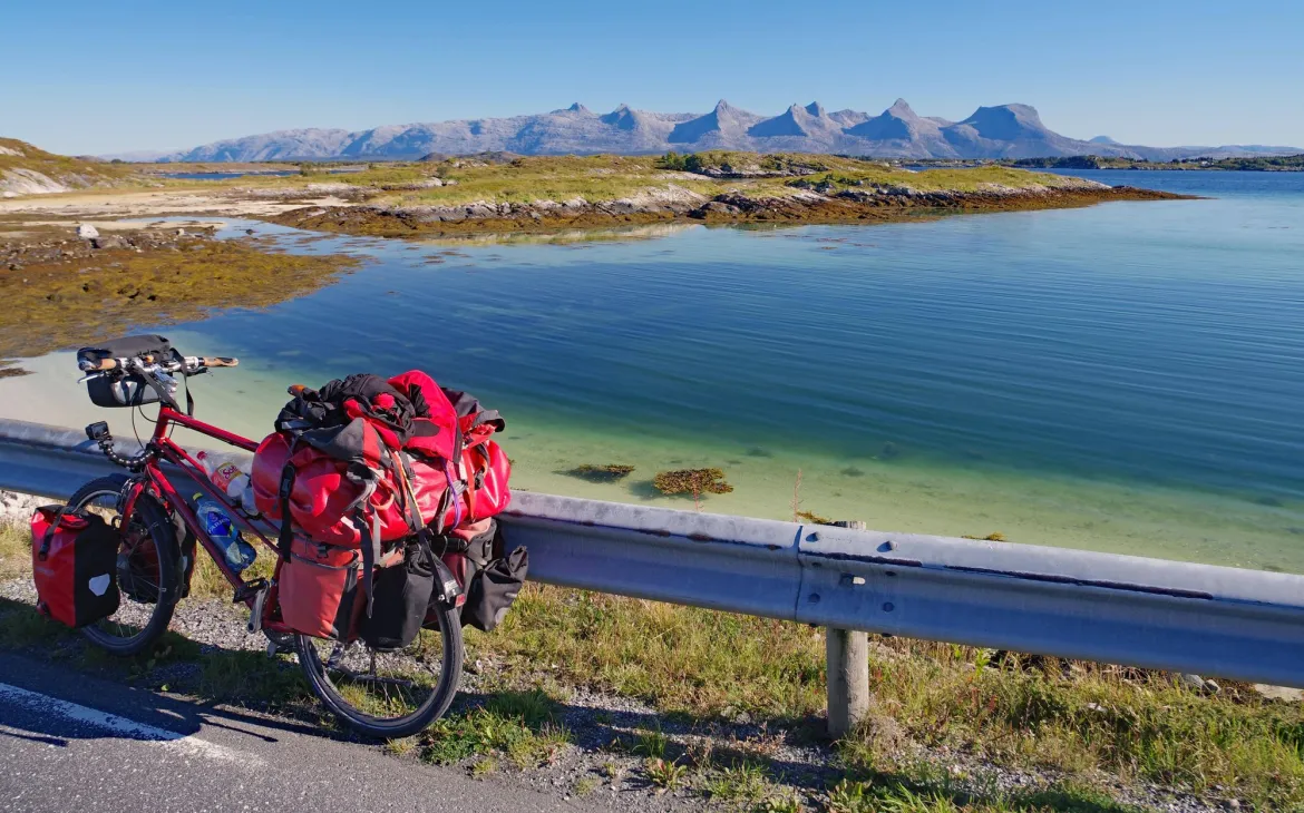 Bepacktes Fahrrad in Norwegen
