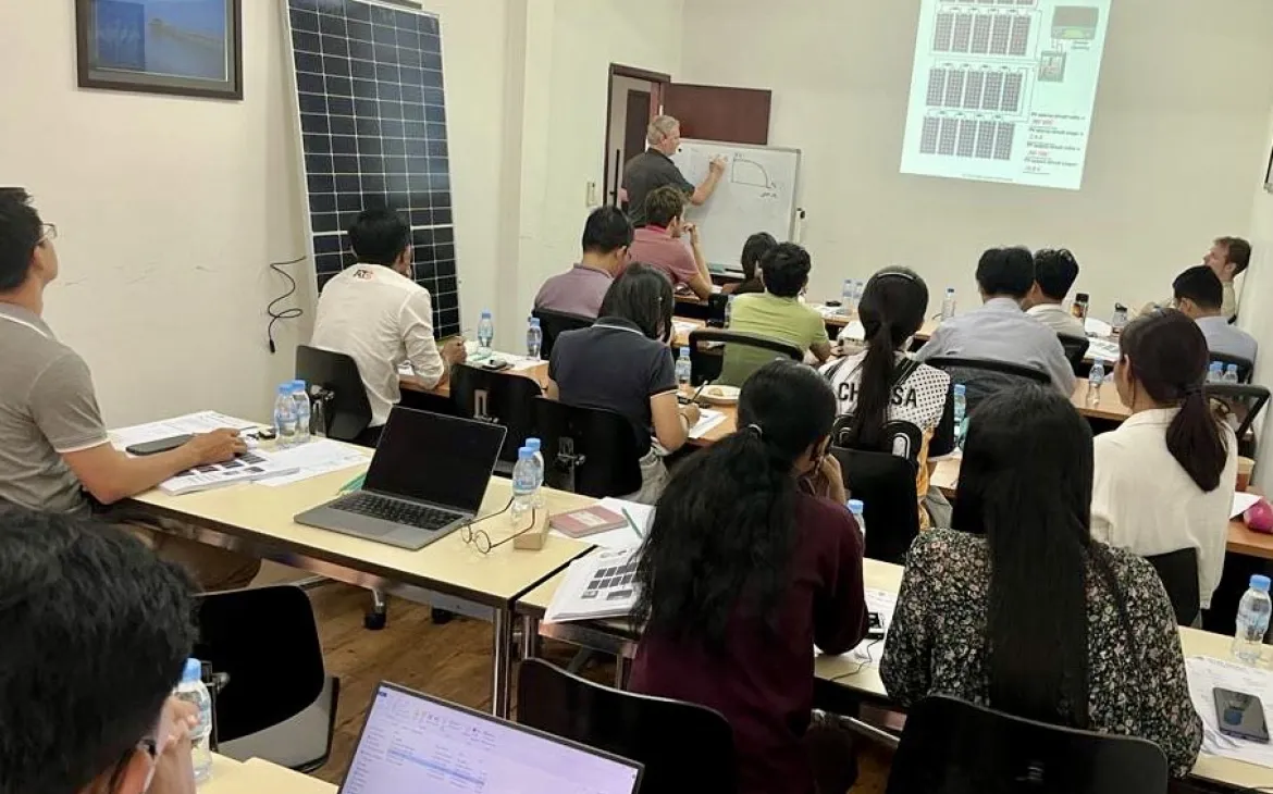 Solar training cambodia
