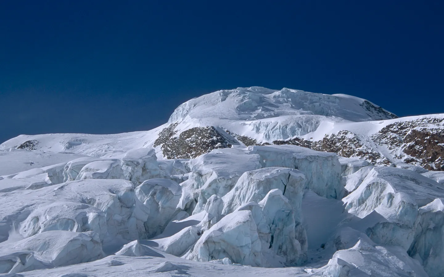 Alphubel mit Feegletscher im Wallis