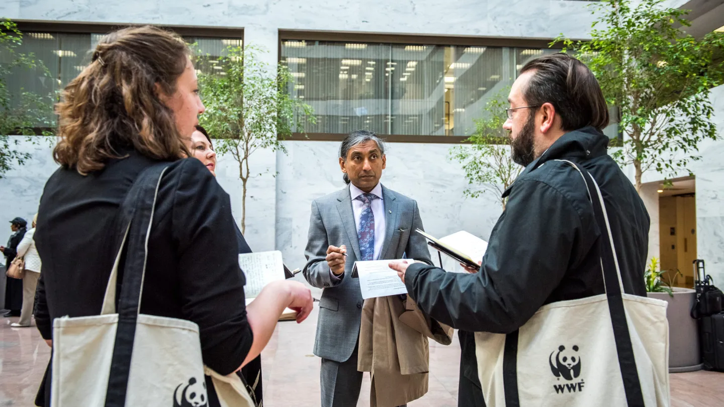 Politische Gespräche mit WWF Mitarbeitenden