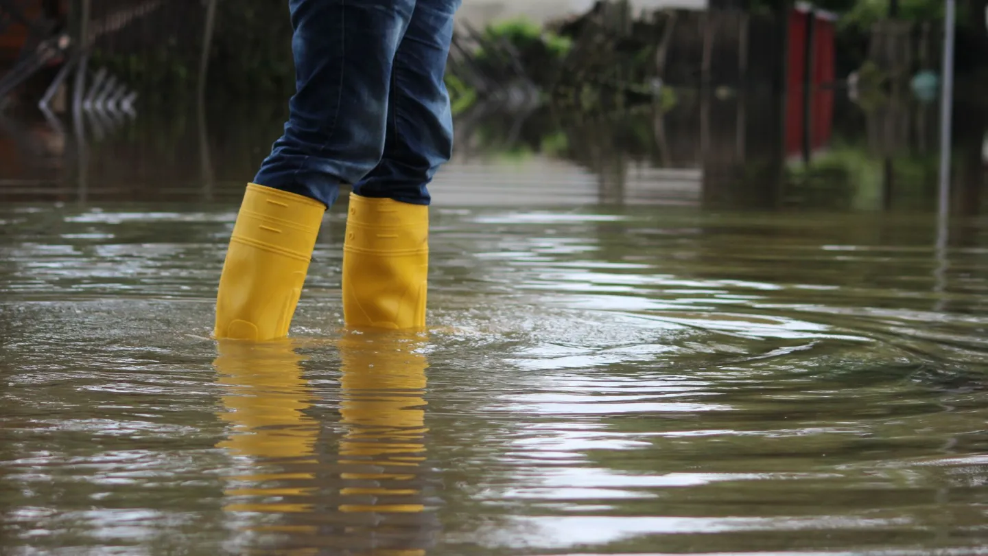 Stiefel im Hochwasser
