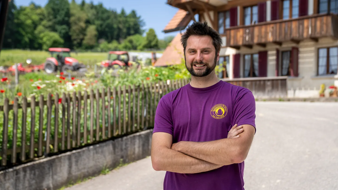 Niklaus Müller vor Hof