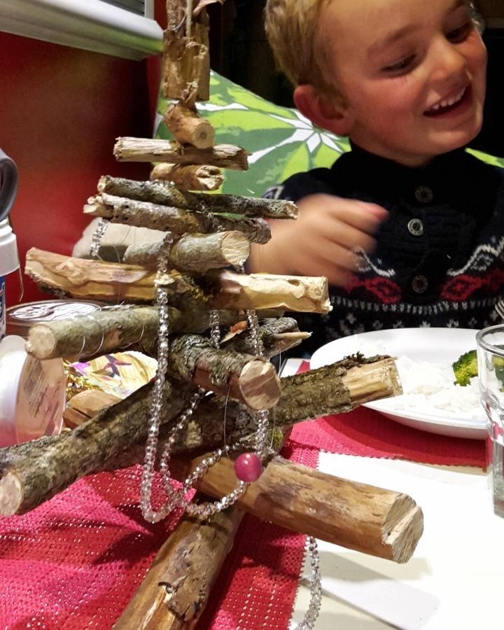 arbre de Noël en bois mort durable